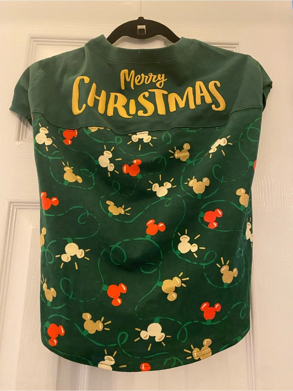 Disney XL Pets Spirit Jersey Dark Green Merry Christmas Mickey Head Logo Print